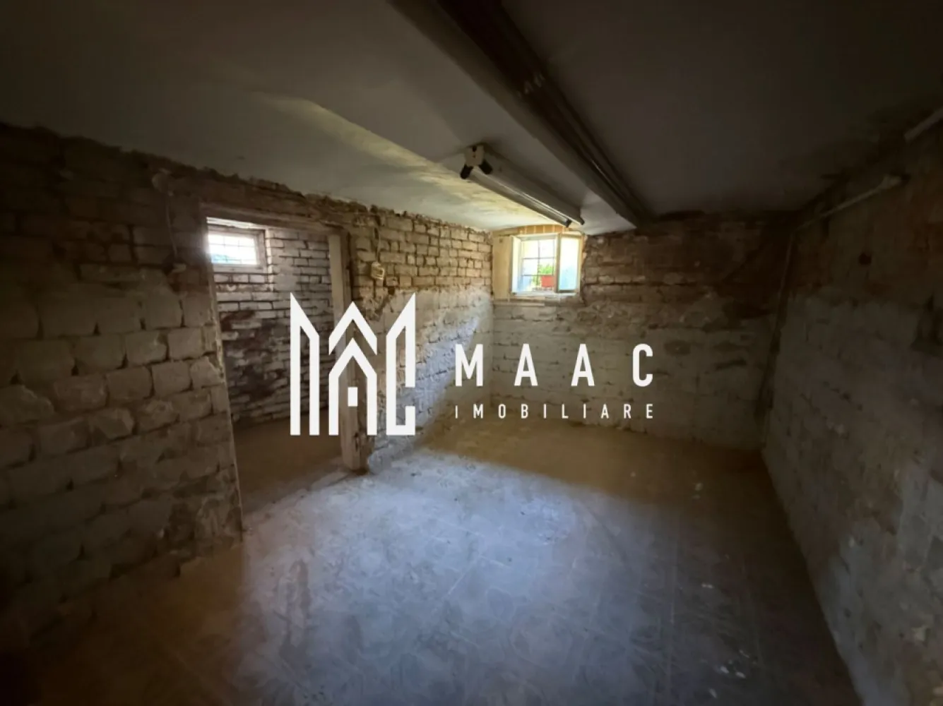 Casă în Curte Comună | 53 Mp | Pivniță Amenajată | Zona Piața Cluj