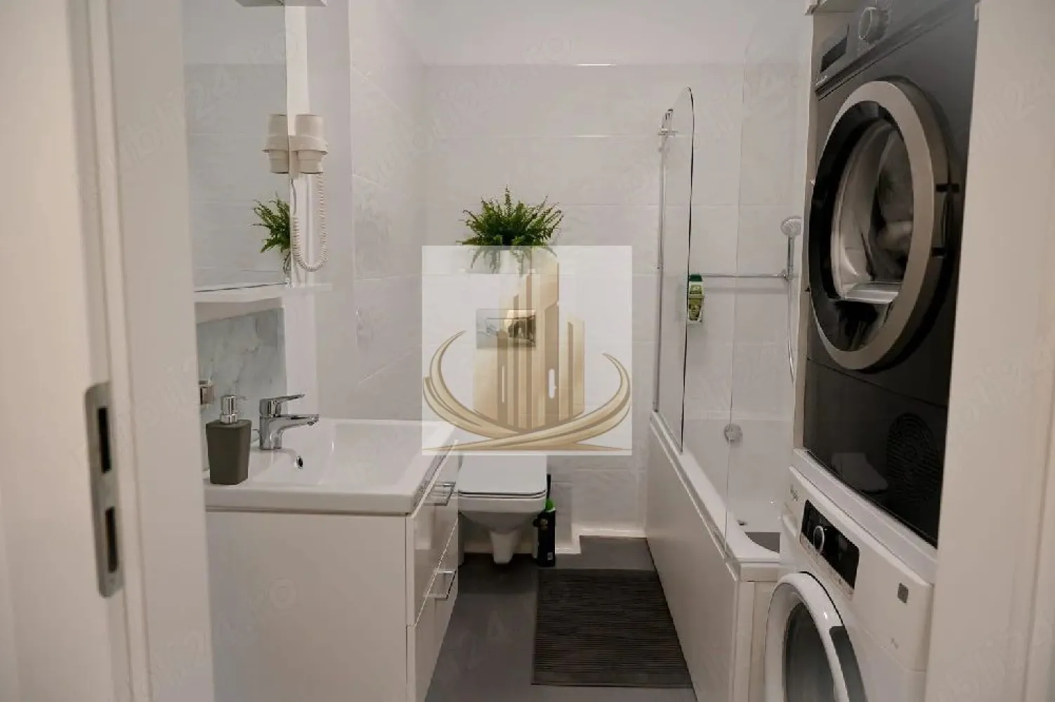 Apartament, zona centrala, 3 cam, 2 bai, parter, Complex Vivalia