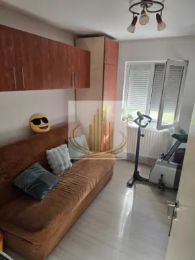 Ap 3 cam complet renovat | Centrală proprie | Zona Circumvalalatiunii
