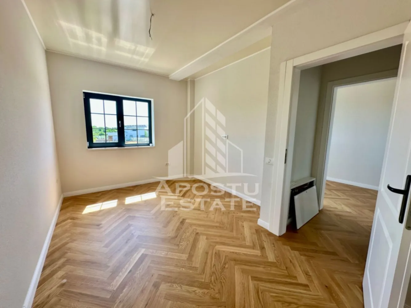 Duplex premium cu 5 camere in Braytim, la asfalt
