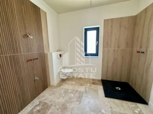 Duplex premium cu 5 camere in Braytim, la asfalt