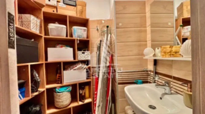 Apartament cu 2 camere, 2 bai de vanzare in Complexul Studentesc
