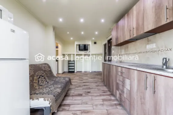 Ap 2 camere decomandat, renovat, 2 balcoane. Cartier Alfa Arad