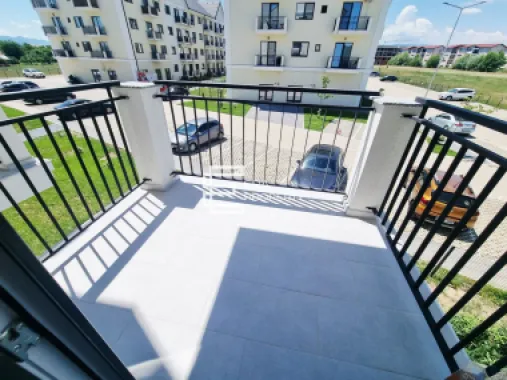 Apartament 3 camere -71 mp- ETAJ 1 - la cheie -boxa - intabulat-Selimbar