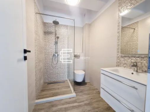Apartament 3 camere -71 mp- ETAJ 1 - la cheie -boxa - intabulat-Selimbar