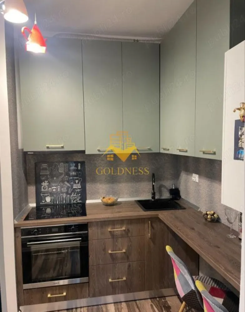 2 camere, decomandate, bloc nou, Marasti zona Piata Marasti,The Office - GOLDNESS Imobiliare vă propune spre închiriere un apartament cu 2 camere complet mobilat și utilat, la etajul 2 într-un imobil de 4 etaje, în Cartierul Marasti.
Dispune de loc de parcare!
Se află în apropierea stațiilor de transport în comun, magazine, restaurante, spații verzi, farmacii, etc. 

Apartamentul este compartimentat astfel:
 - dormitor cu pat matrimonial, dressing, noptiere
 - livingcu canapea extensibila, spatiu pentru depozitare
 - bucatarie complet mobilata, utilata, loc de luat masa
 - baie cu cabina de dus, calorifer port prosop și dulap pentru depozitare.
 - balcon de 5 mp

Imobilul este dotat cu toate cele necesare- centrală proprie, frigider, aragaz, hotă, mașină de spălat haine, etc. 

Dacă sunteți interesați de acest apartament și doriți să îl vizionați, dar și pentru alte oferte nu ezitați să ne contactați telefonic sau prin e-mail. Vă stăm la dispoziție!
Pentru intermediere se percepe un comision de 50% din prețul chiriei!