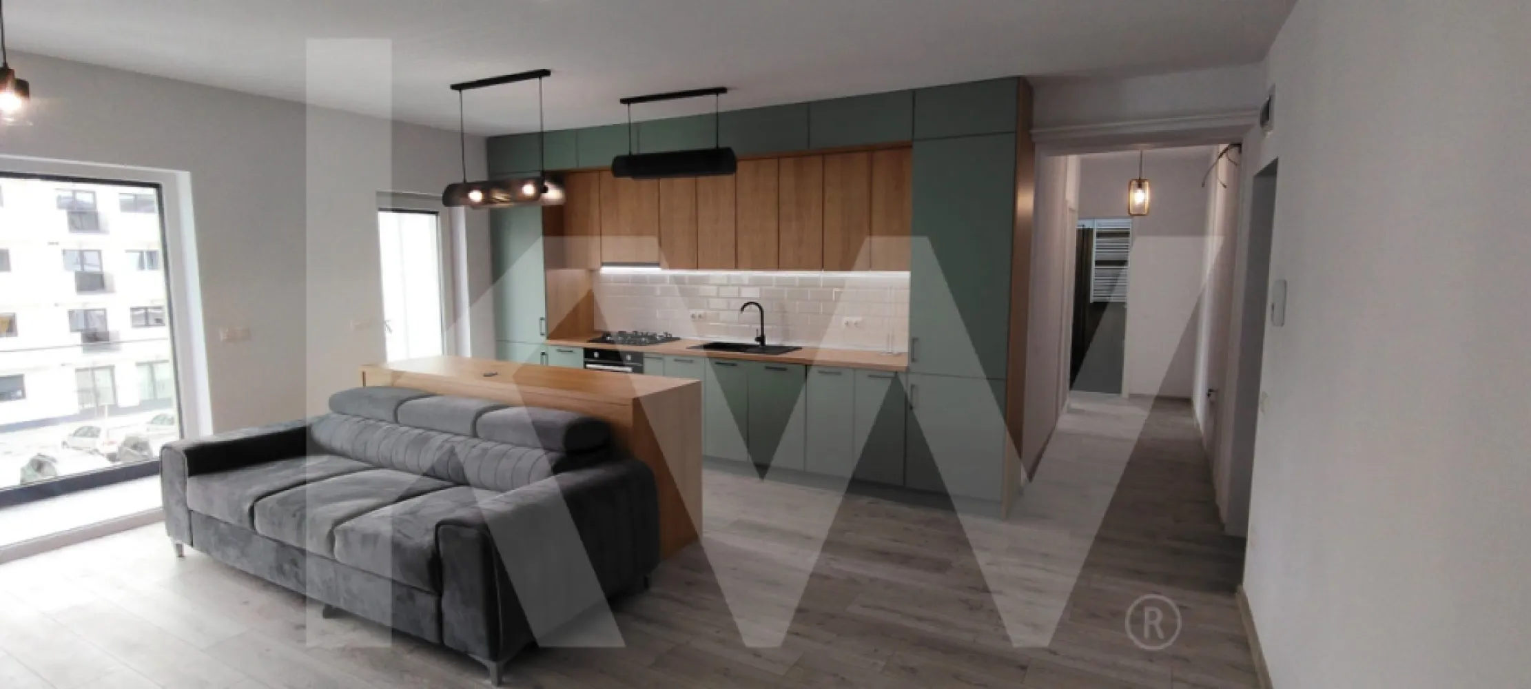 APARTAMENT PREMIUM DE INCHIRIAT in Selimbar - Apartament de închiriat – Șelimbăr, lângă Mall
Vă propunem spre închiriere un apartament modern cu 3 camere, situat într-o zonă foarte căutată din Șelimbăr, în imediata apropiere de Mall și de principalele puncte de interes.
Locuința este complet mobilată și pregătită pentru mutare, oferind un ambient confortabil, practic și bine organizat.
Apartamentul dispune de 2 dormitoare, living luminos, balcon generos de 11 mp, loc de parcare inclus și rulouri electrice, pentru un plus de intimitate și confort.
Poziționarea excelentă îl face ideal pentru cei care își doresc acces rapid către magazine, restaurante, mijloace de transport și oraș, fără să renunțe la liniștea unei locuințe bine alese.
Un apartament elegant, gata să devină „acasă”.
Pentru detalii și vizionare, mă puteți contacta cu încredere.