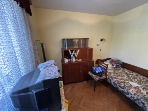 Apartament 2 camere DECOMANDAT - Etaj 1 - Pivniță - zona Bd. V. Milea