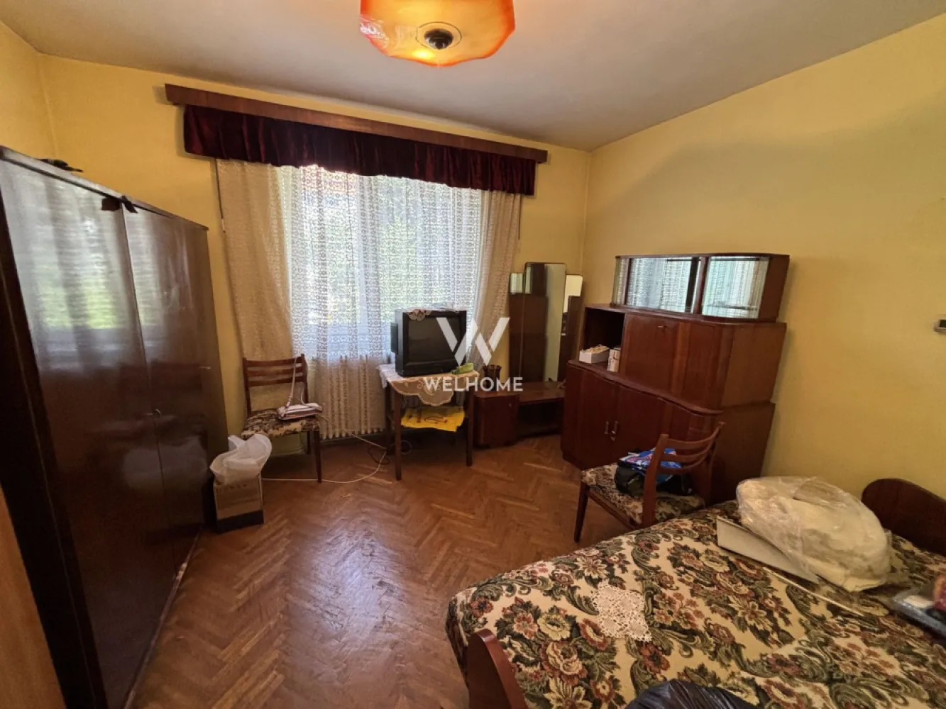 Apartament 2 camere DECOMANDAT - Etaj 1 - Pivniță - zona Bd. V. Milea