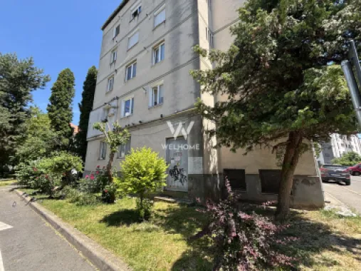 Apartament 2 camere DECOMANDAT - Etaj 1 - Pivniță - zona Bd. V. Milea