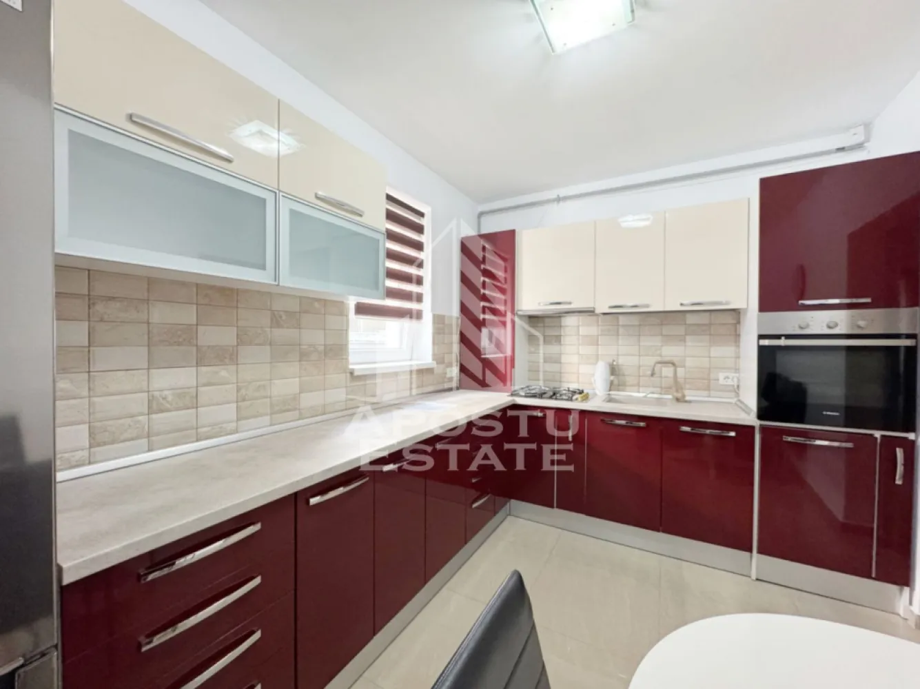 Apartament 2 camere de vanzare, 54mp utili, etajul 1, Giroc zona Penny