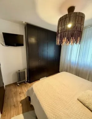 Apartament decomandat 2 camere Victoriei