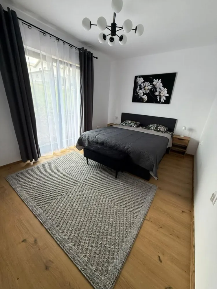 Casa 4 camere,2bai, 700 mp teren,mobilată si utilată - Contact 0774048706 Bogdan
De închiriat casă, singur în curte, 4 camere situată în Livezeni suprafața utilă de 110 mp amplasată pe un teren cu suprafață de 700 mp.
Compartimentare:
- 1 living, 1 bucătărie, 2 bai, 3 dormitoare, 1 hol, 1 debara, 1 terasă acoperită
- 2 parcări acoperite
Detalii:
- centrală termică, incălzire in pardoseală, geamuri termopan
Casa se închiriază mobilată și utilată la prețul de 1.000 Euro .Comisionul perceput este de 50% din valoarea primei chirii se plateste o singura data in momentul semnarii contractului de inchiriere.
Contact 0774048706 Bogdan
Acest anunț nu corespunde cerințelor tale? Sună la numărul afișat în anunț și unul dintre agenții noștri te va ajuta cu alte oferte personalizate în funcție de cerințele tale.