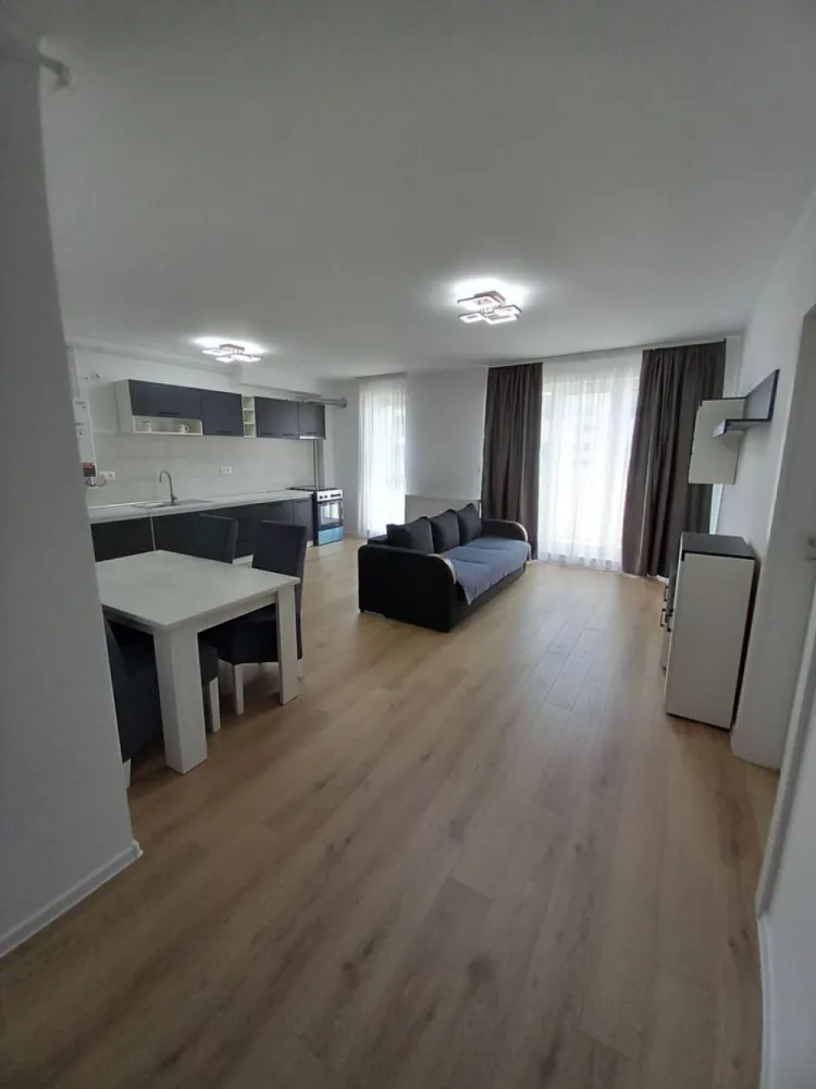 Apartament 2 camere,bloc nou.69mp, cartier Maurer - Contact 0774048706 Bogdan
De vânzare apartament 2 camere in bloc nou, decomandat, confort 1, situat în cartierul Maurer, suprafață utilă de 55 mp,suprafata desfasurată 69 mp. situat la etajul 5 din 6 oferit de Zap Imobiliare 
Detalii: 
- 1 living, 1 dormitor, 1 bucătărie, 1 baie, 1 balcon , 1 hol,1 debara
- centrală termică, calorifere, geamuri termopan, ușă metalică.
- masina de spalat rufe, frigider.aragaz

Proprietatea se află într-o zonă cu un confort deosebit, datorită amplasării în imediata apropiere a tot ceea ce înseamnă viață modernă, și anume: mijloace de transport în comun, magazine, unități de învățământ de toate gradele, piață, parc, bănci, farmacii, s.a.
Locuința se vinde mobilată și utilată la prețul de 129.000 Euro negociabil. Comisionul este ZERO!
Contact 0774048706 Bogdan

Dacă vă place această ofertă - sau pentru alte informații sunați la numărul de contact din anunț! 
Compania Zap Imobiliare vă pune la dispoziție toate informațiile, actele și documentele necesare alături de asistență și consiliere permanentă până la finalizarea achiziției imobiliare. Ne dorim să îți oferim cea mai plăcută experiență, îndeplinim vise cu pereți!