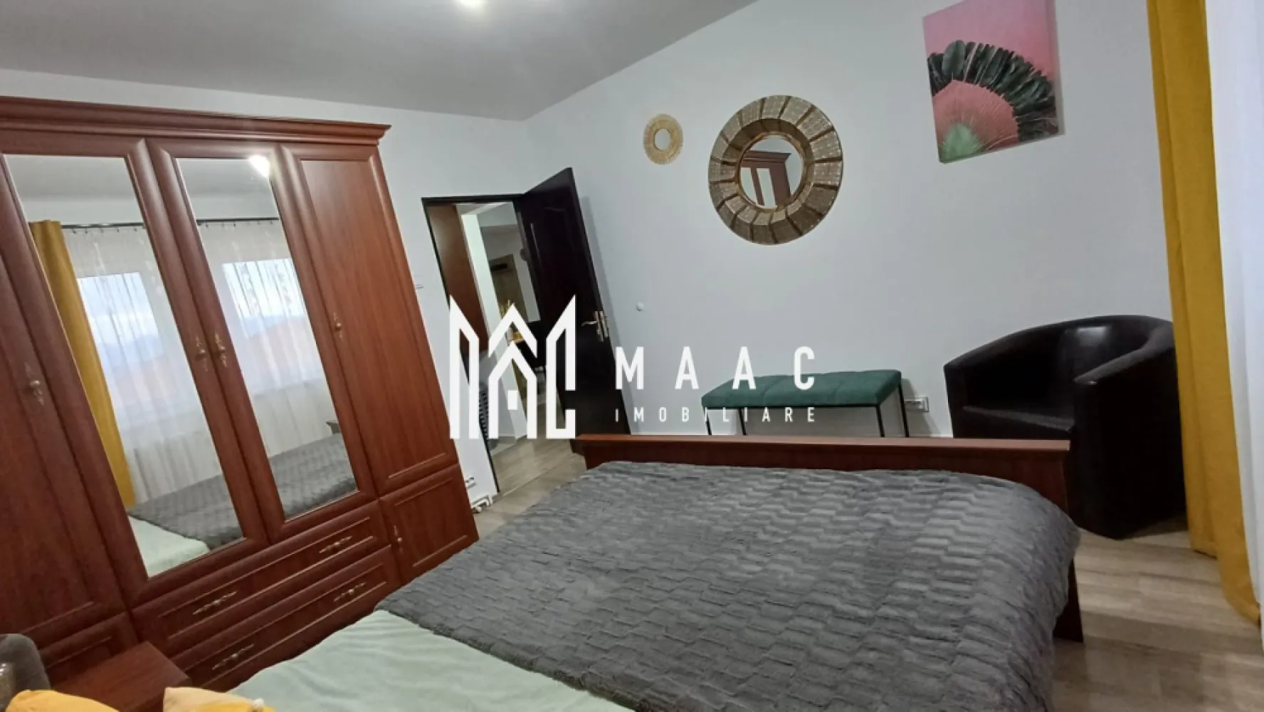 Apartament 3 camere | Decomandat | Balcon | 73 MPU | Vasile Aaron
