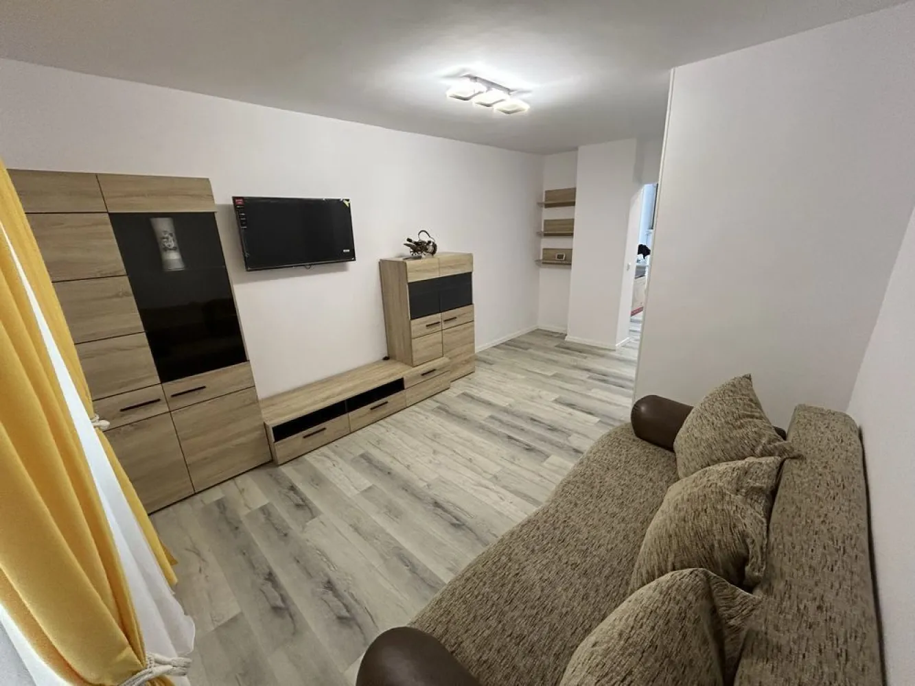 Tudor - Apartament 3 camere cu încălzire în pardoseală, 2 băi,