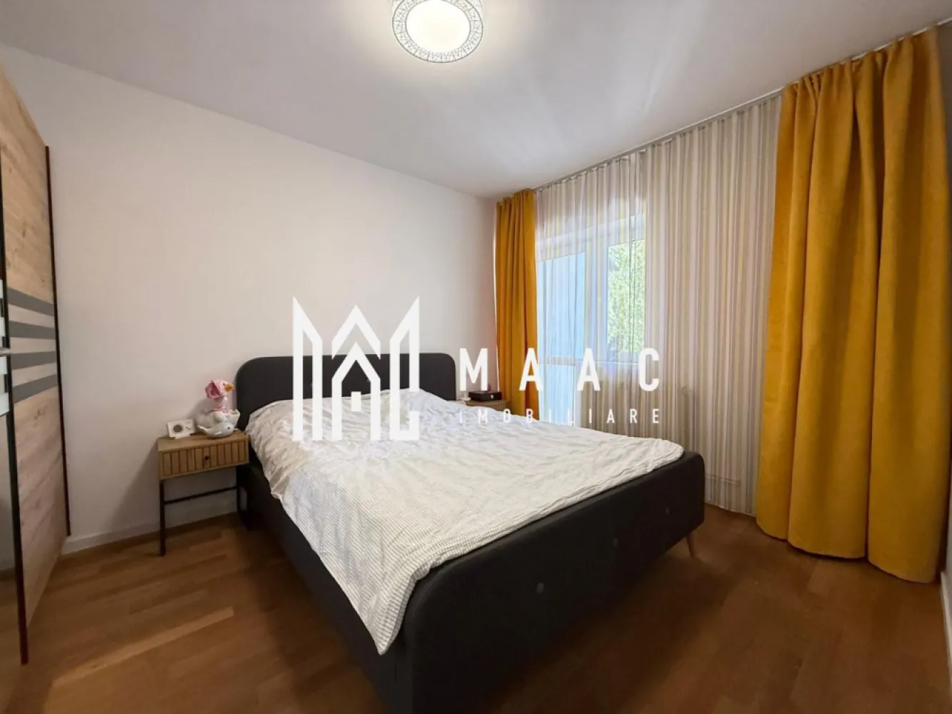 Apartament 3 camere | Etaj 1 | 2 bai | Balcon | C. Dumbravii