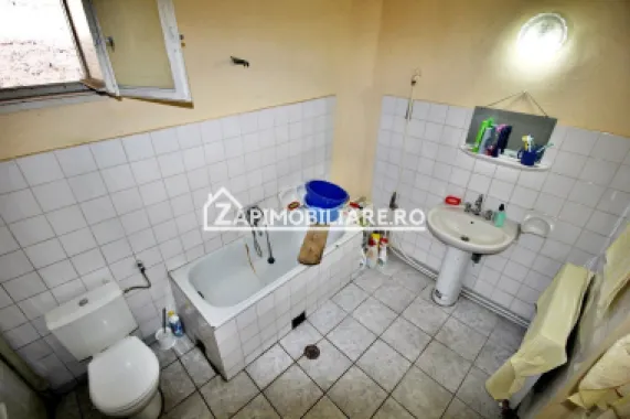 Casa 3 camere,102 mp, 1330 mp teren, 0% comision
