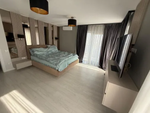 Apartament bloc NOU,4 camere,3 bai,2 terase,parcare privată