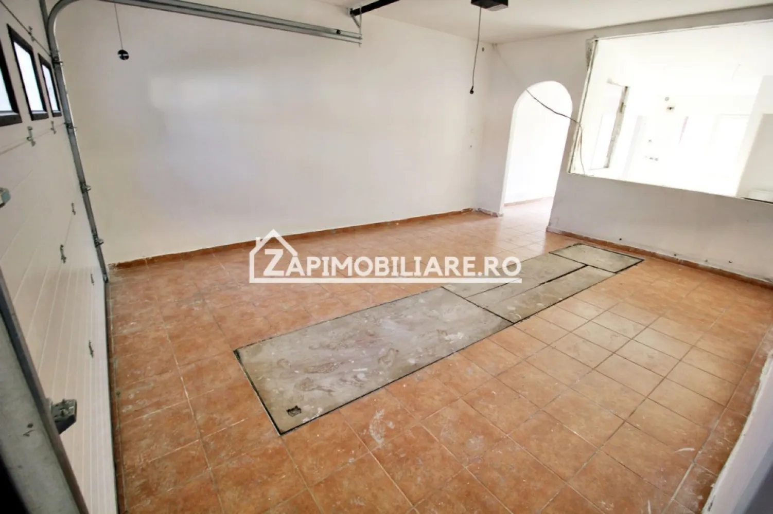 Spatiu Comercial zona Gh.Doja,70 mp.2 parcari private - De închiriat spatiu cu o suprafața utila de 70 mp , la prețul de 550 euro + tva zona Gh.Doja oferit de Zap Imobiliare
1 bai
2 parcari
2 camere
1 birou
- usa automatizată
- trifazic
contact 0774048706 Bogdan
--------------------------------------------------------------------------------------------------------------------------------
Comisionul perceput este de 50% din valoarea primei chirii.Și se percepe o singură dată!
Acest anunț nu corespunde cerințelor tale? Sună la numărul afișat în anunț și unul dintre agenții noștri te va ajuta cu alte oferte personalizate în funcție de cerințele tale.