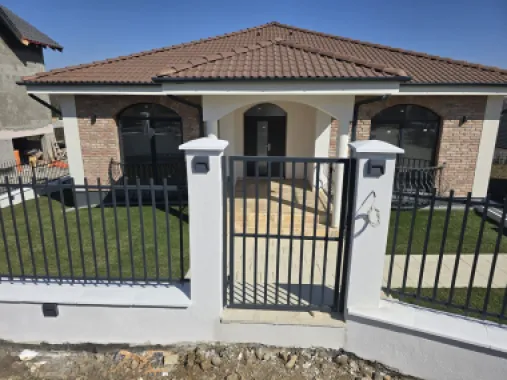 Casa la cheie 4 camere,garaj 60mp.,500mp teren,0%comision