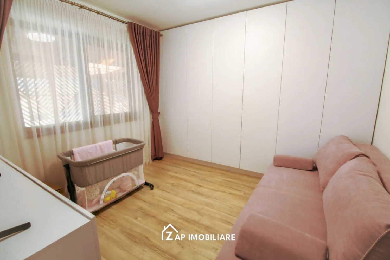 Casa moderna 1 nivel - 4 camere - 900 mp teren