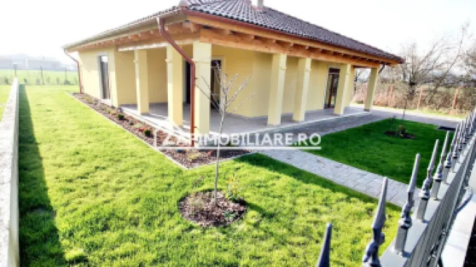 Casa 4 camere,177mp,600mp teren,gard, pavaj,gazon 0%comision