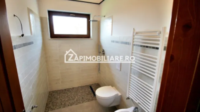 Casa 4 camere,177mp,600mp teren,gard, pavaj,gazon 0%comision