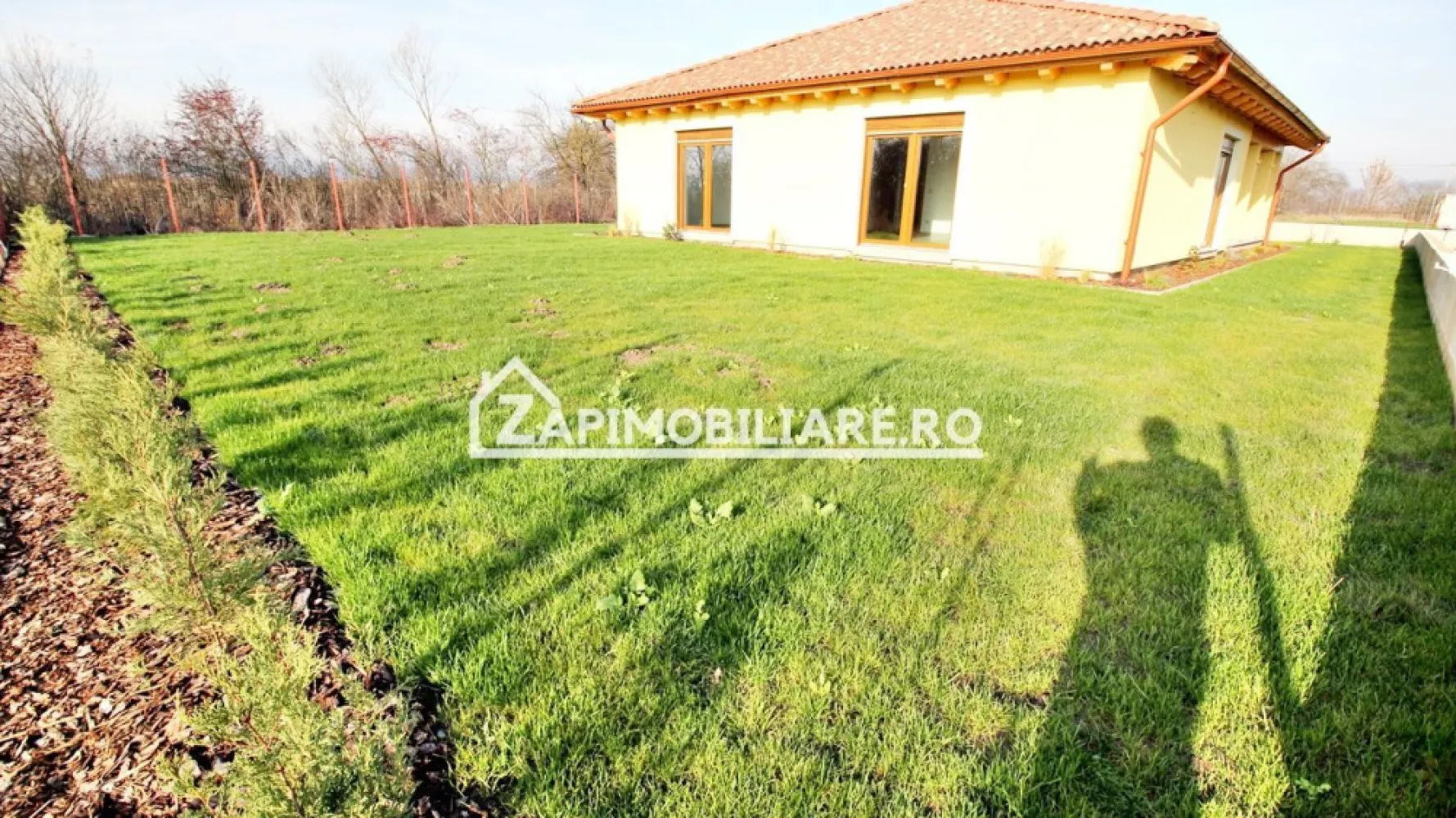 Casa 4 camere,177mp,600mp teren,gard, pavaj,gazon 0%comision