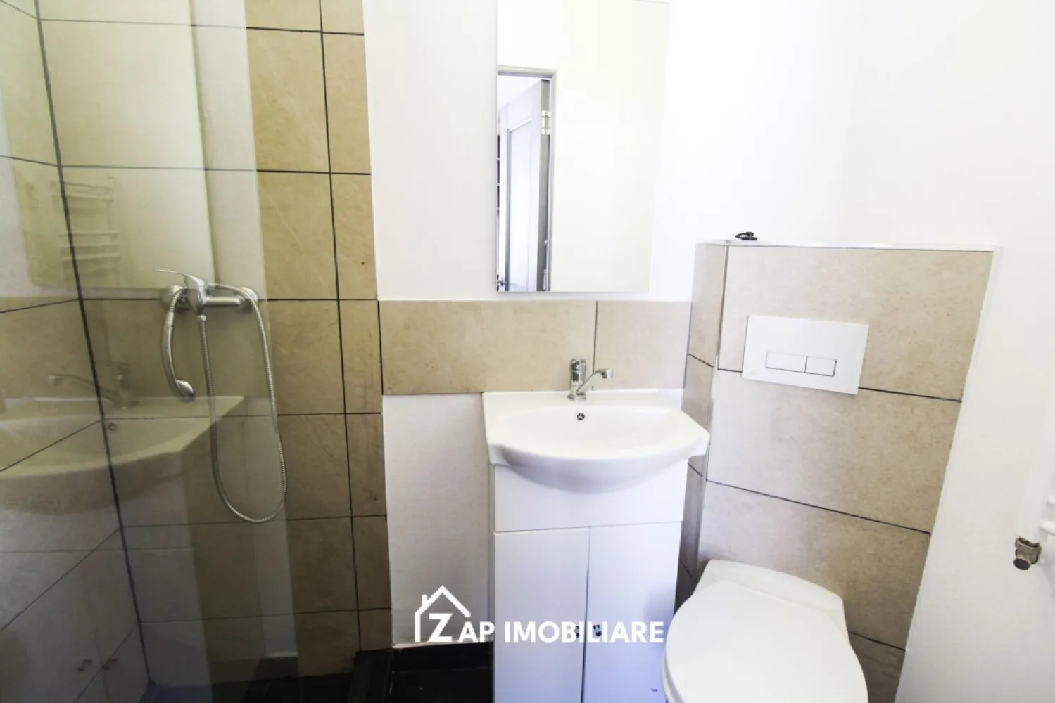Apt 1 camera - 25 mp - Modern - Prima inchiriere