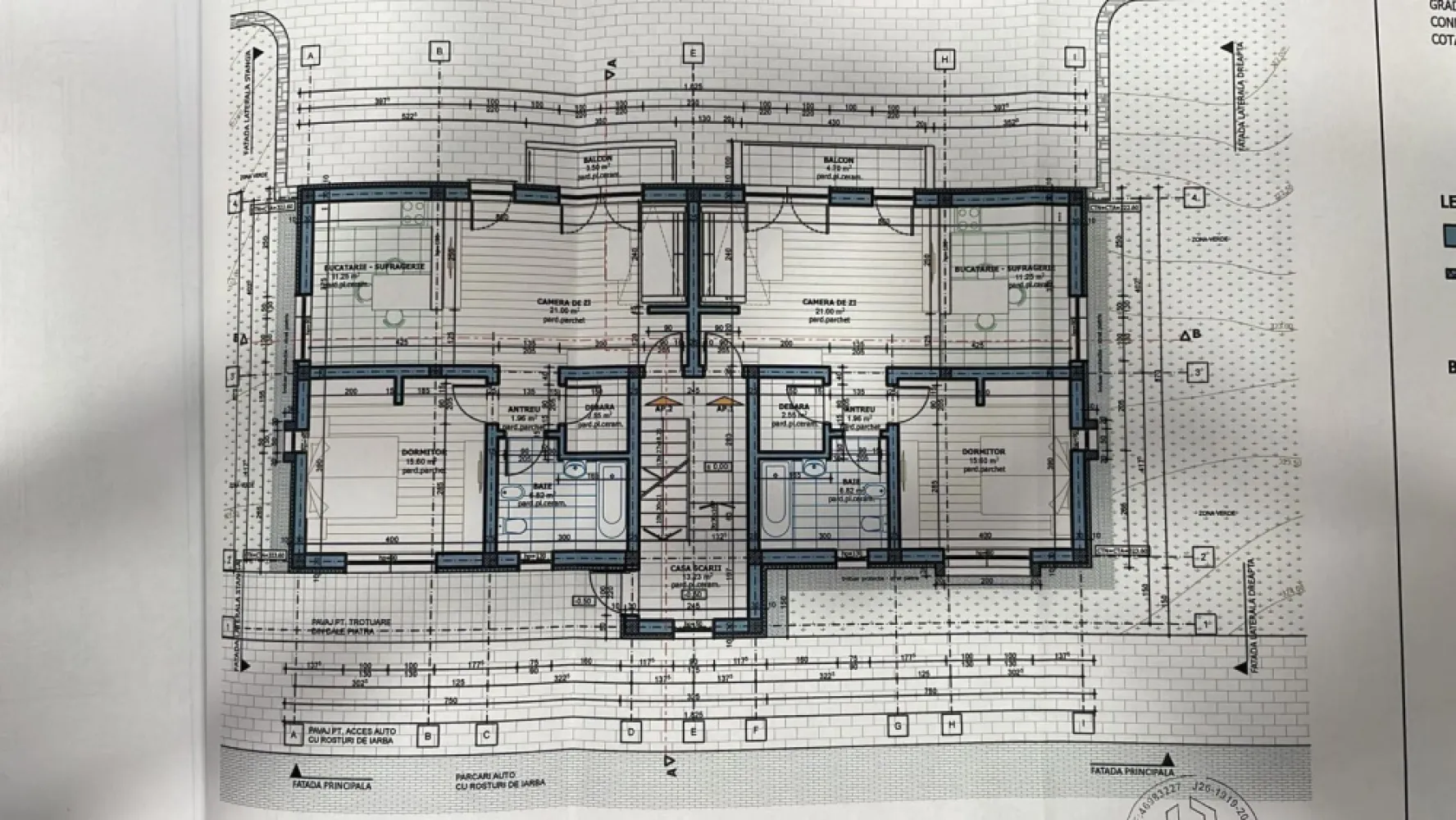 Apartamente 2 camere - Bloc NOU - Sancraiul de Mureș - Mentionati ID-ul proprietatii cand apelati: CP2919545
Contact ⓪⑦②⑥ ②②③ ⑧⑧⑥ Sebastian
Bloc nou de apartamente in Sancraiul de Mures – constructie moderna, compartimentare eficienta, ideal atat pentru locuit cat si pentru investitie.
Apartamente cu 2 camere, suprafata utila de 60 mp. Preturile variaza in functie de etaj:
2 camere - 60 mp - Parter - 104.000 euro
2 camere - 60 mp - Etaj 1 - 101.000 euro
2 camere - 60 mp - Mansarda - 95.000 euro
Se vinde semifinisat avansat
Centrala termica in condensatie
Incalzire in pardoseala
Pereti vopsiti in lavabil alb
1 loc de parcare inclus gratuit
Garaj optional - 19.500 euro
La preturile afisate nu se adauga TVA

Imobil nou, finisaje moderne, compartimentare practica si eficienta. Zona in plina dezvoltare, acces facil catre Targu Mures, ideal pentru familie sau investitie.
Pentru detalii suplimentare si programarea unei vizionari, nu ezitati sa ma contactati.
Contact ⓪⑦②⑥ ②②③ ⑧⑧⑥ Sebastian