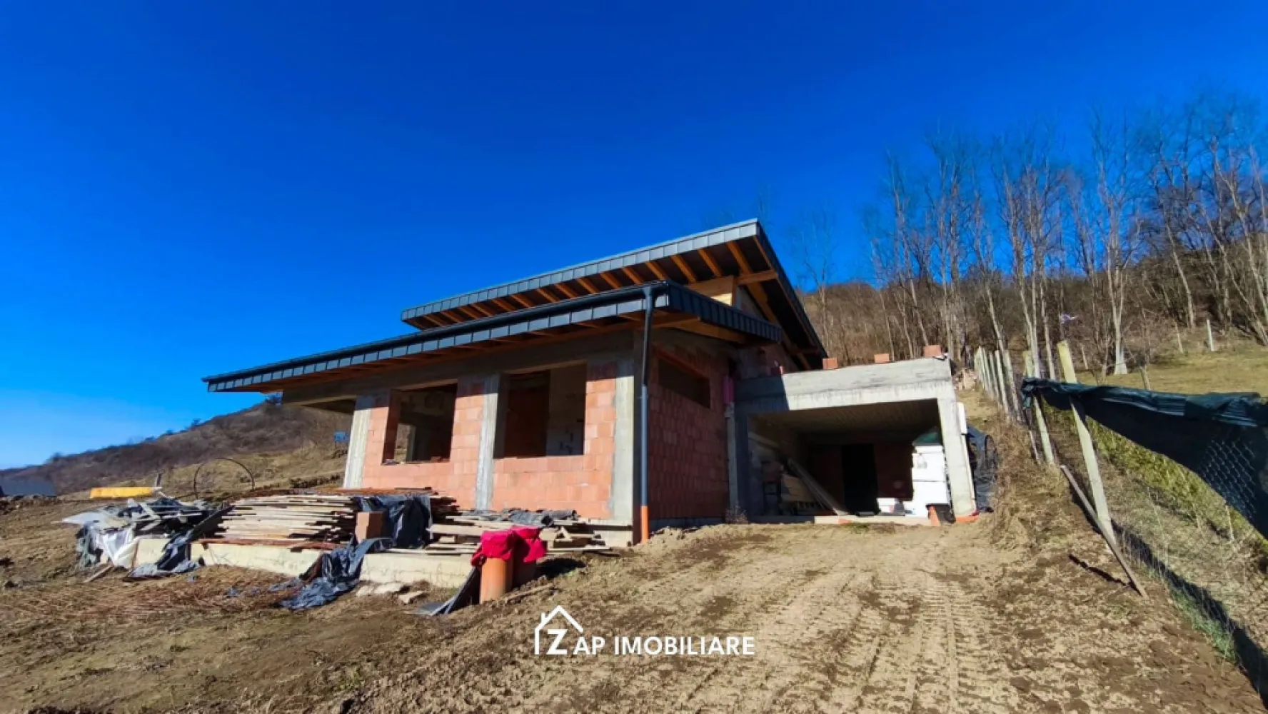 Casa Moderna - parcele 700 mp - 1000 mp cu garaj inclus - Mentionati ID-ul proprietatii cand apelati: CP2919467
Contact ⓪⑦②⑥ ②②③ ⑧⑧⑥ Sebastian
Casa moderna - parcela 600 mp sau 700 mp - garaj inclus
Va propunem spre vanzare casa individuala, constructie noua 2026, situata intr-o zona rezidentiala de case, ideala pentru o familie care isi doreste confort, spatiu bine compartimentat si intimitate.
Imobilul este construit pe un singur nivel (Parter) si dispune de o suprafata utila de 130 mp si o suprafata construita de 182 mp.
-- Tip imobil - casa individuala
-- An constructie - 2026
-- Regim inaltime - Parter
-- Suprafata utila - 130 mp
-- Suprafata construita - 182 mp
-- Parcela - 700 mp sau 1000 mp
-- Garaj inclus
-- 4 camere
-- 3 dormitoare
-- 2 bai
-- 1 bucatarie
-- Incalzire in pardoseala
-- Centrala termica inclusa in pret
-- Interior vopsit in alb
-- Geamuri termopan
-- Usa intrare PVC
-- Acoperis tigla
-- Curte privata
-- Apa
-- Gaz
-- Curent
-- Canalizare
-- Internet
Proprietatea se preda la stadiul de semifinisat avansat, cu incalzire in pardoseala, centrala termica inclusa si interior vopsit in alb.
Preturi:
-- Parcela 700 mp - 245000 euro sau 175000 Euro la rosu
-- Parcela 1000 mp - 270000 euro sau 195000 Euro la rosu
Contact ⓪⑦②⑥ ②②③ ⑧⑧⑥ Sebastian