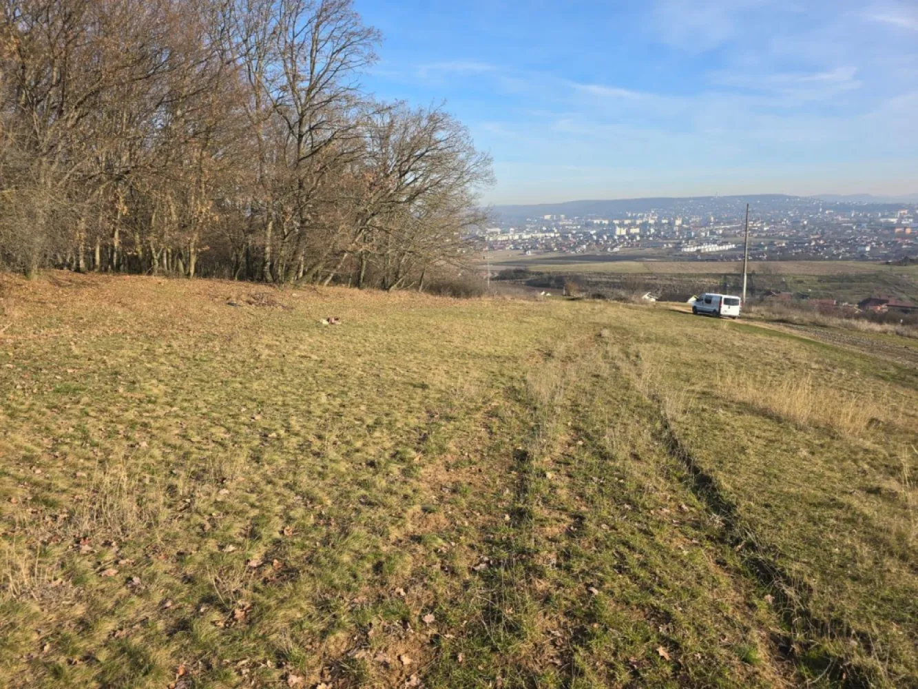 Teren intravilan, 1051 mp. 39 euro mp - Vă oferim spre vânzare 1051 mp teren intravilan situat pe Strada Viilor, in Sancraiu de Mures oferit de Zap Imobiliare, comision ZERO.

Cei interesați pot achiziționa terenul la prețul de 42.000 EURO negociabil
Contact: 0774048706 Bogdan

Compania ZapImobiliare a ales cei mai buni și experimentați parteneri în realizarea tranzacțiilor astfel încât odată cu cea mai bună alegere imobiliară vei primi la pachet și cele mai bune servicii necesare în tot acest proces.

Dacă vă place această ofertă - sau pentru alte informații sunați la numărul de contact din anunț!
Compania Zap Imobiliare vă pune la dispoziție toate informațiile, actele și documentele necesare alături de asistență și consiliere permanentă până la finalizarea achiziției imobiliare. Ne dorim să îți oferim cea mai plăcută experiență, îndeplinim vise cu pereți!