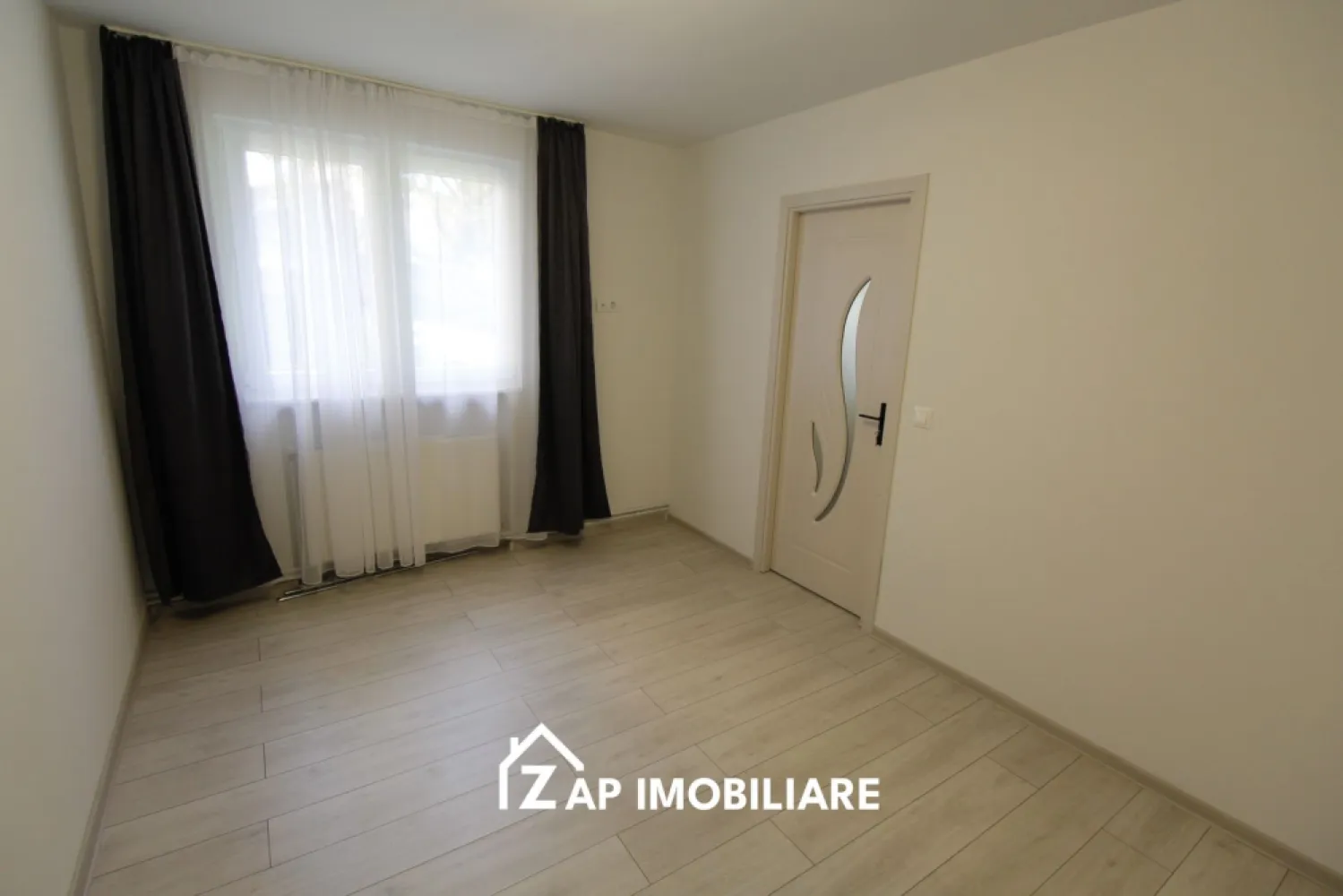 Aleea Savinesti - Ap 2 camere - Renovat complet