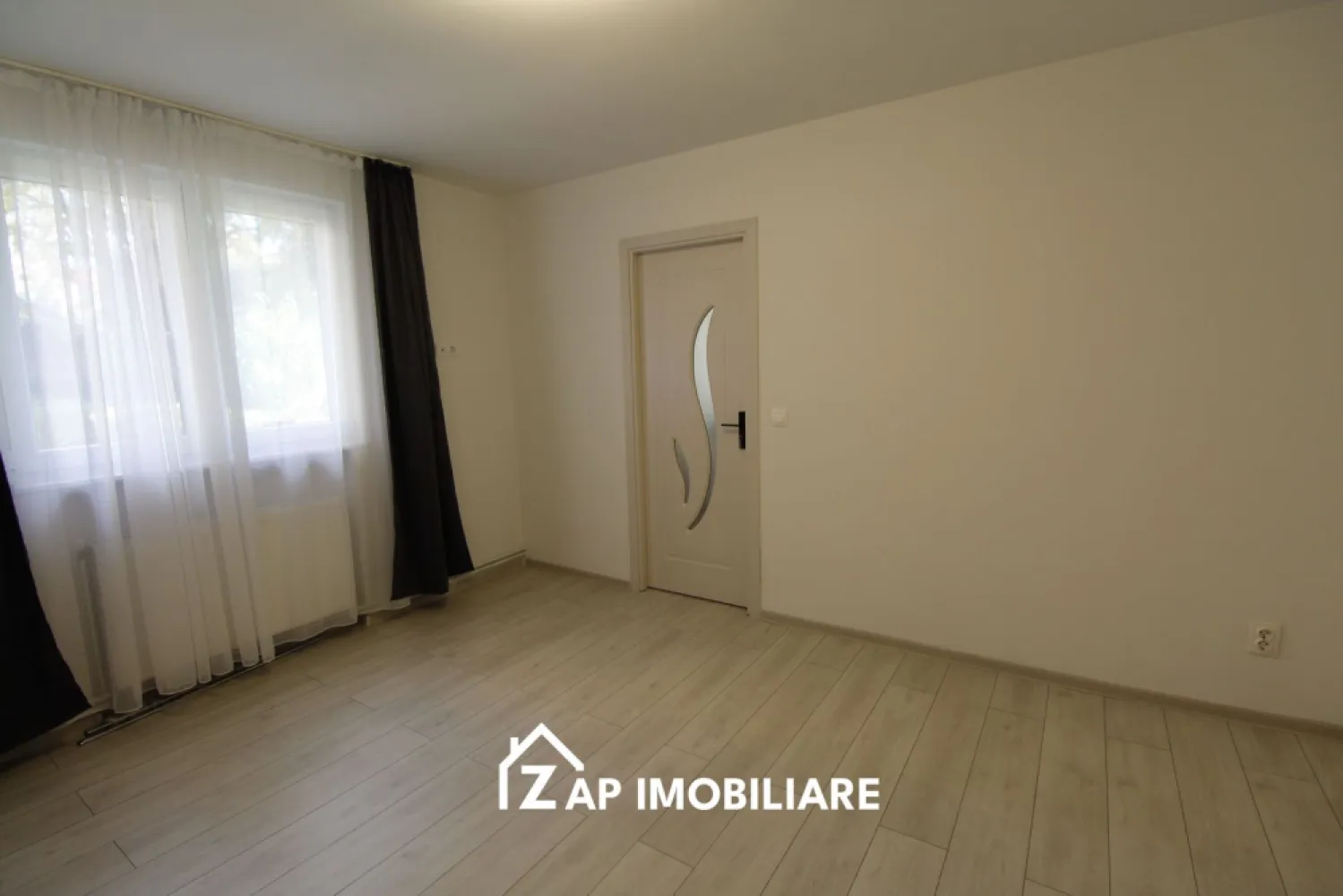 Aleea Savinesti - Ap 2 camere - Renovat complet