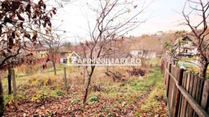Casa zona Platou,1.001mp.teren,deschidere la 2 strazi,0%comi