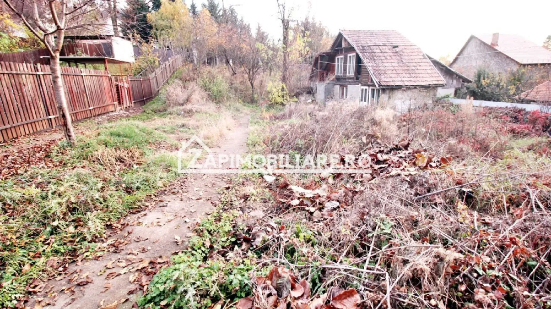 Casa zona Platou,1.001mp.teren,deschidere la 2 strazi,0%comi