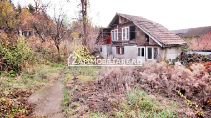 Casa zona Platou,1.001mp.teren,deschidere la 2 strazi,0%comi