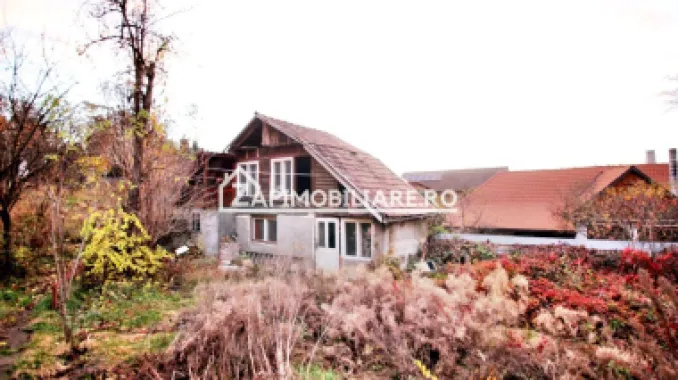 Casa zona Platou,1.001mp.teren,deschidere la 2 strazi,0%comi