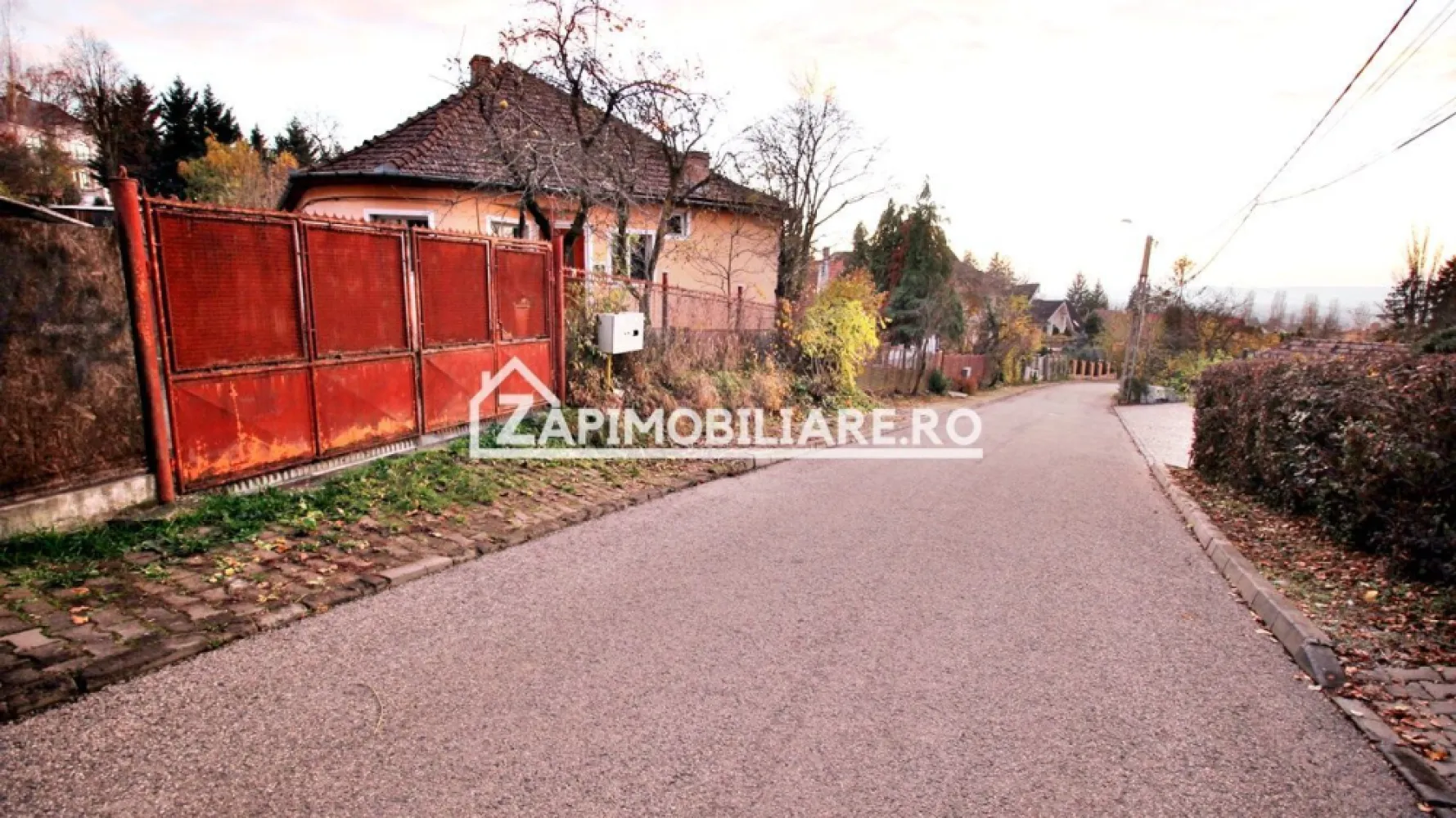 Casa zona Platou,1.001mp.teren,deschidere la 2 strazi,0%comi