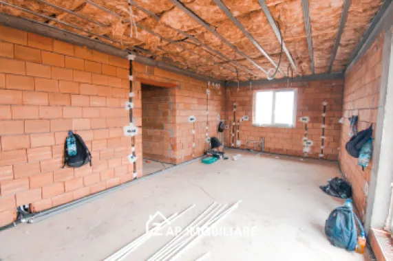 Casa 1 Nivel 107 mp utili - 4 camere - 500 mp teren