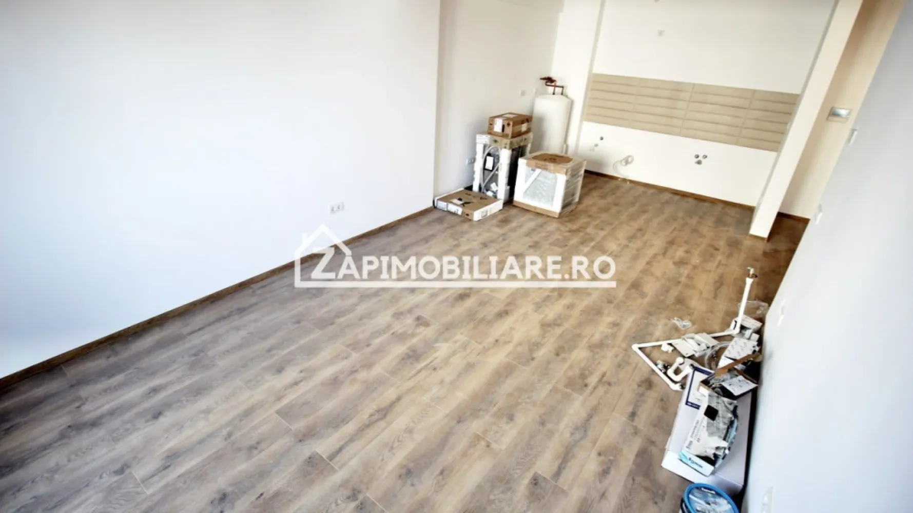 Apartament 2 camere,55mp, 1 parcare privată,zona centrală