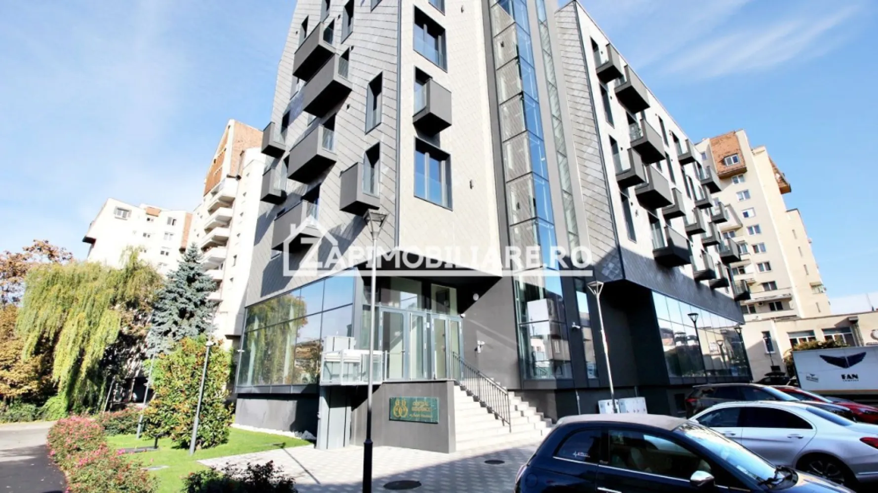 Apartament 2 camere,55mp, 1 parcare privată,zona centrală