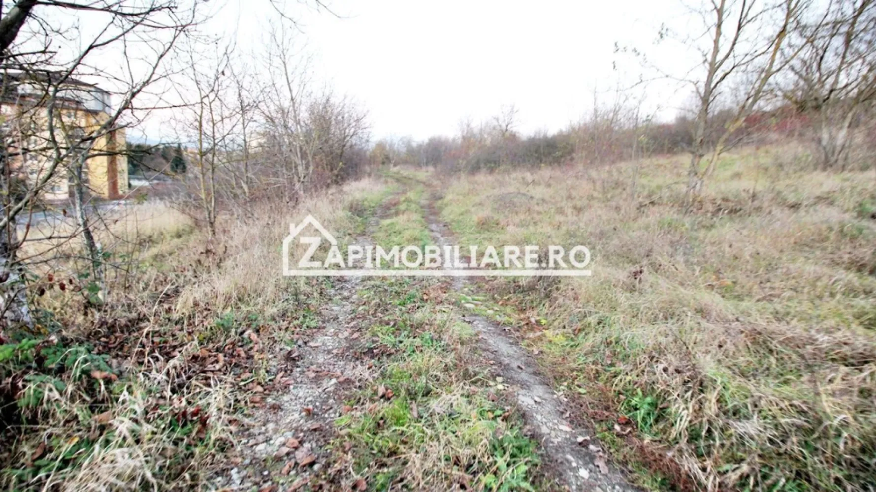 Teren Intravilan 602 mp.zona Dambul Pietros.Comision ZERO! - De vănzare 602 mp.teren intravilan in Targu Mures zona Dambul Pietros
Contact 0774048706 Bogdan
Terenul de 602 mp.se vinde la prețul de 48.000 Euro negociabil Comisionul este ZERO!
Contact 0774048706 Bogdan
Dacă vă place această ofertă - sau pentru alte informații sunați la numărul de contact din anunț! 0774048706 Bogdan
Compania Zap Imobiliare vă pune la dispoziție toate informațiile, actele și documentele necesare alături de asistență și consiliere permanentă până la finalizarea achiziției imobiliare.