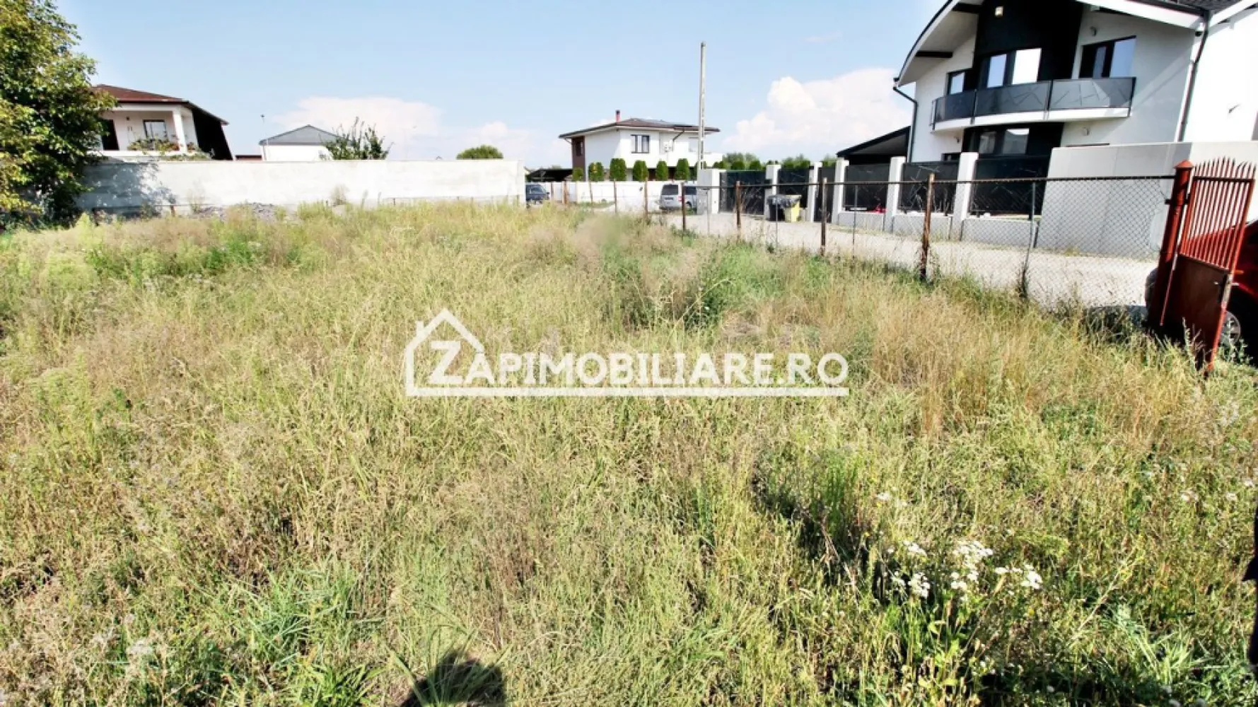 Teren 976 mp. cu PUZ. Targu Mures Unirii - De vânzare 976 mp. de teren intravilan cu Puz si certificat de Urbanism in Unirii ,strada Ioan Vescan. Terenul se vinde la prețul de 129.000 euro negociabil. Comisionul este ZERO!
Contact 0774048706 Bogdan
Dacă vă place această ofertă - sau pentru alte informații sunați la numărul de contact din anunț! 0774048706 Bogdan
Compania Zap Imobiliare vă pune la dispoziție toate informațiile, actele și documentele necesare alături de asistență și consiliere permanentă până la finalizarea achiziției imobiliare. Ne dorim să îți oferim cea mai plăcută experiență.