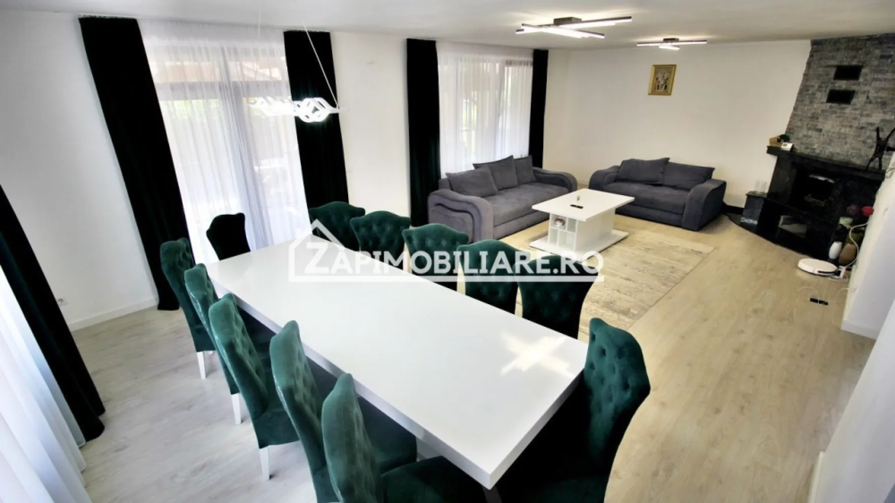 Casa 4 camere,3 bai,1 pivnită,170 mp,517mp teren,0% comision - Contact 0774048706 Bogdan
De vânzare casă la cheie singur în curte, 4 camere situată în Livezeni, suprafața utilă de 170 mp amplasată pe un teren cu suprafața de 517 mp,
Compartimentare:
- la parter: 1 living, 1 bucătărie, 1 baie, 1 terasă acoperită, 1 hol ,1 garaj
- la etaj: 3 dormitoare, 2 băi, 1 dressing, 1 balcon.
- se acceptă schimb 
Detalii:
- centrală termică, incălzire in pardoseală, semineu cu ventilatie,geamuri termopan, 
- fundația casei are o adâncime de 1 m, pereții sunt din cărămidă, acoperișul de țiglă izolată cuvată bazaltică de 10 cm.
- pivniță, 
- garg, pavaj, fantană
- anul construcției 2021

Utilitați:
- curent, apă, gaz, canalizare

Casa se vinde la cheie , mobilată și utilată la prețul de 329.000 Euro negociabil. Comision ZERO!
Contact 0774048706 Bogdan
Daca vă place această ofertă sau pentru alte informații sunați la numărul de contact din anunț! 
Compania Zap Imobiliare vă pune la dispoziție toate actele și documentele necesare alături de asistență și consiliere permanentă până la finalizarea achiziției imobiliare. 
Ne dorim să îți oferim cea mai plăcută experiență, îndeplinim vise cu pereți!