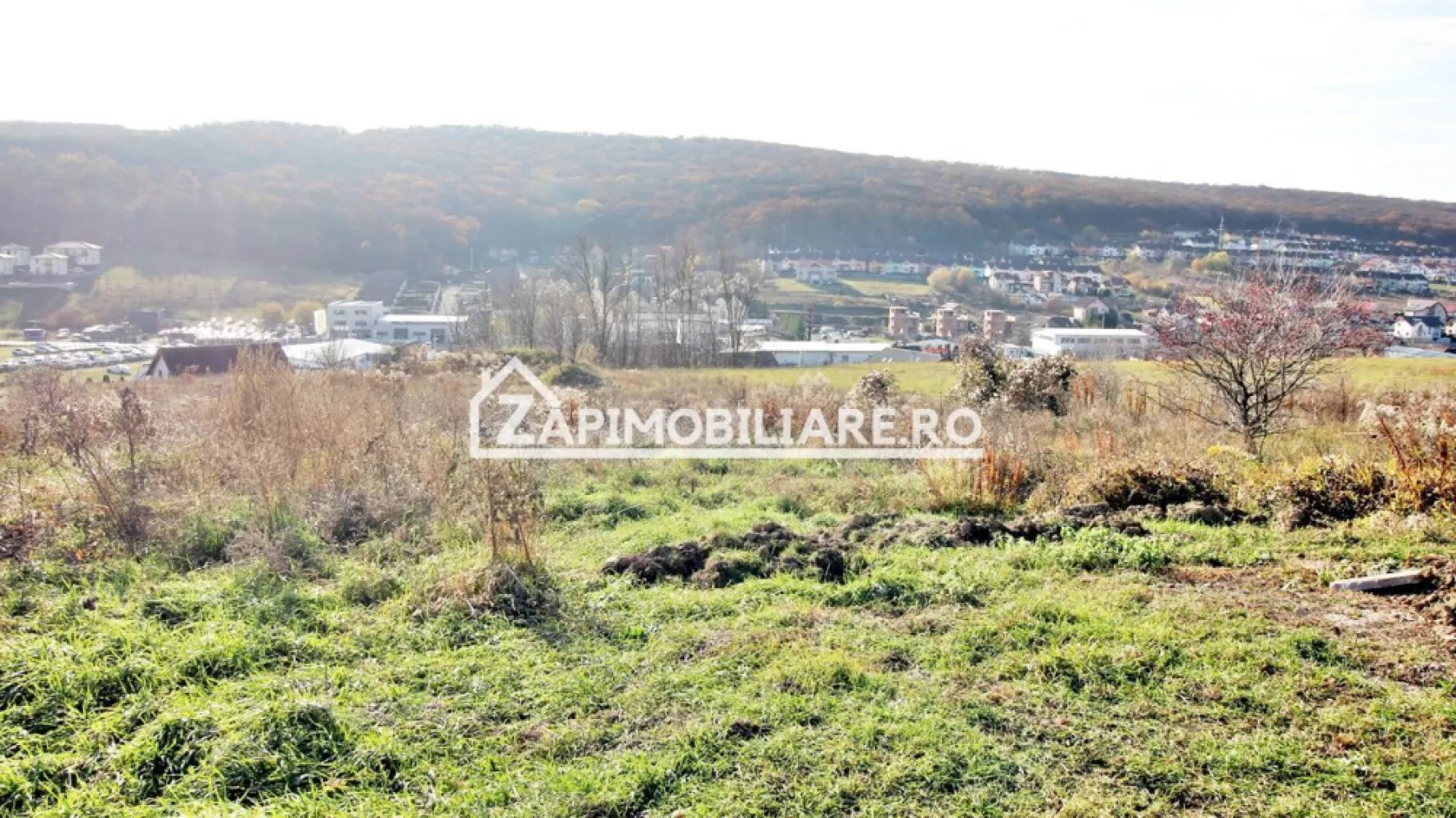 Teren 676 mp.59 euro mp. zona Corunca .Comision Zero - De vănzare 676 mp.teren intravilan in Corunca 
zona Rezidentială cu utilitati langă teren
Contact 0774048706 Bogdan
Terenul de676 mp.se vinde la prețul de 39900 Euro negociabil Comisionul este ZERO!
Contact 0774048706 Bogdan
Dacă vă place această ofertă - sau pentru alte informații sunați la numărul de contact din anunț! 0774048706 Bogdan
Compania Zap Imobiliare vă pune la dispoziție toate informațiile, actele și documentele necesare alături de asistență și consiliere permanentă până la finalizarea achiziției imobiliare.