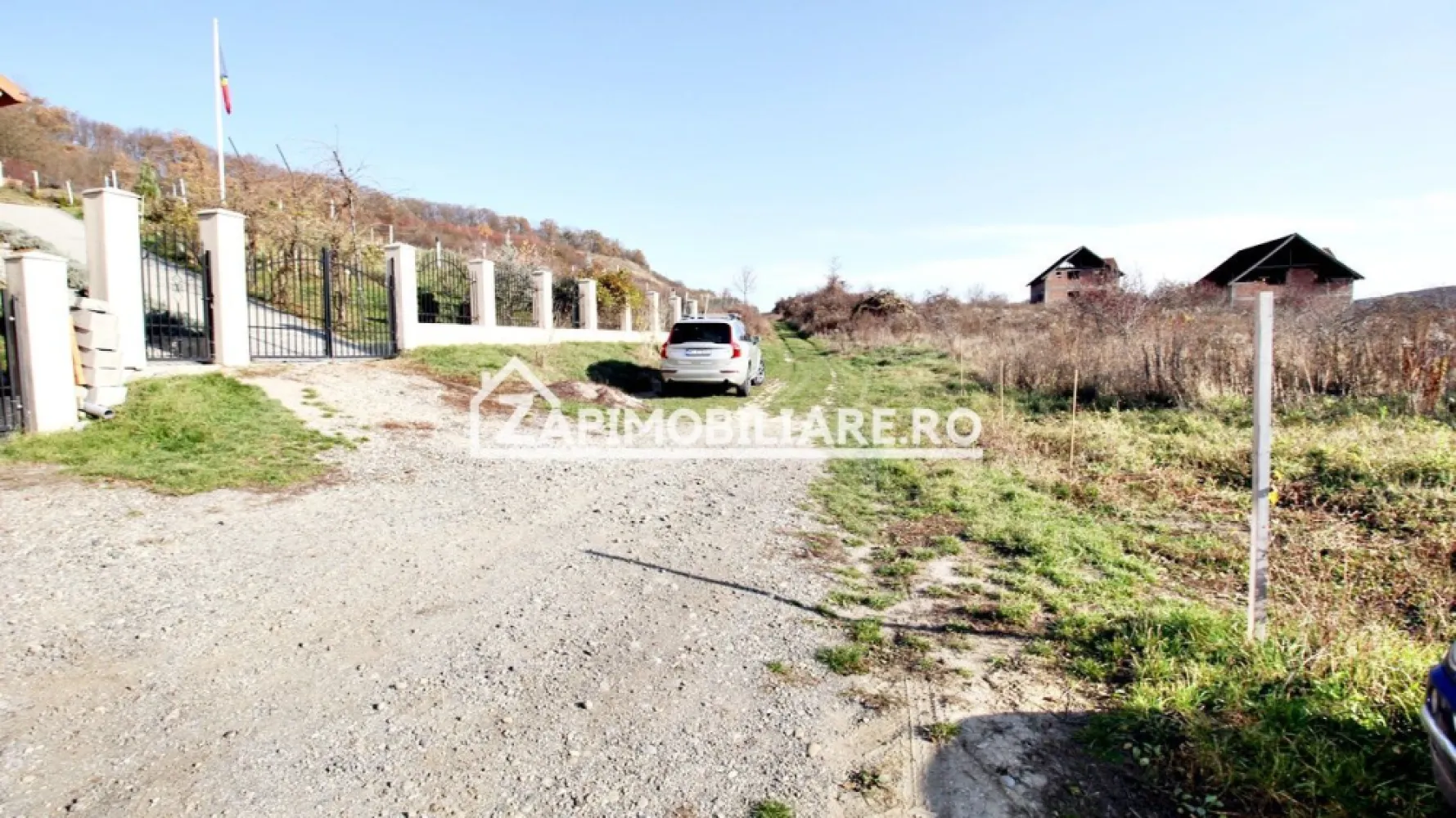 Teren 676 mp.59 euro mp. zona Corunca .Comision Zero - De vănzare 676 mp.teren intravilan in Corunca 
zona Rezidentială cu utilitati langă teren
Contact 0774048706 Bogdan
Terenul de676 mp.se vinde la prețul de 39900 Euro negociabil Comisionul este ZERO!
Contact 0774048706 Bogdan
Dacă vă place această ofertă - sau pentru alte informații sunați la numărul de contact din anunț! 0774048706 Bogdan
Compania Zap Imobiliare vă pune la dispoziție toate informațiile, actele și documentele necesare alături de asistență și consiliere permanentă până la finalizarea achiziției imobiliare.