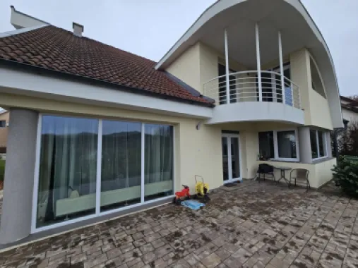Casa D-P-E, 5 camere 200 mp,1.000 mp teren, garaj, semineu