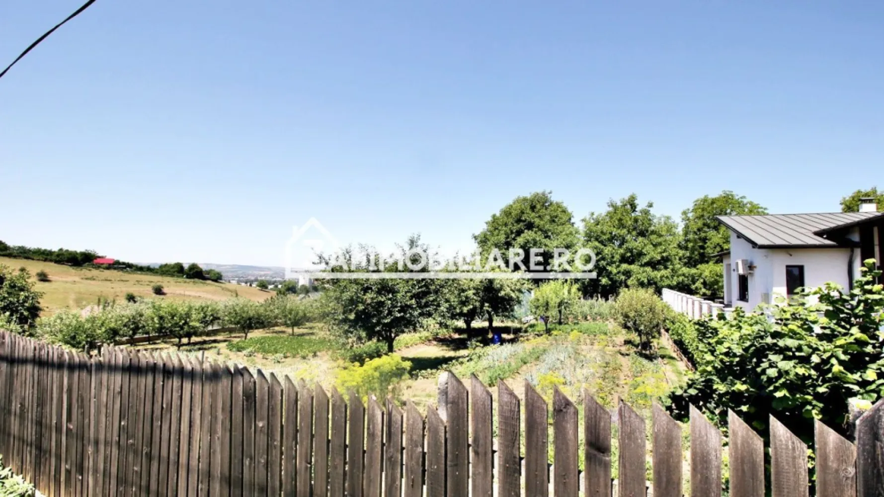 Teren intravilan 1.300 mp.zona Belvedere Targu Mures - De vânzare 650 mp. teren intravilan în Târgu Mureș strada Viile Dealului Mic. deschidere la drum 40 m. Terenul se vinde la pretul de 49.000. euro negociabil. utilități lângă teren. Zonă foarte frumoasă, ideal pentru casă, Dacă vă place această ofertă - sau pentru alte informații sunați la numărul de contact din anunț! tel. 0774048706 Bogdan
Compania Zap Imobiliare vă pune la dispoziție toate informațiile, actele și documentele necesare alături de asistență și consiliere permanentă până la finalizarea achiziției imobiliare. Ne dorim să îți oferim cea mai plăcută experiență.